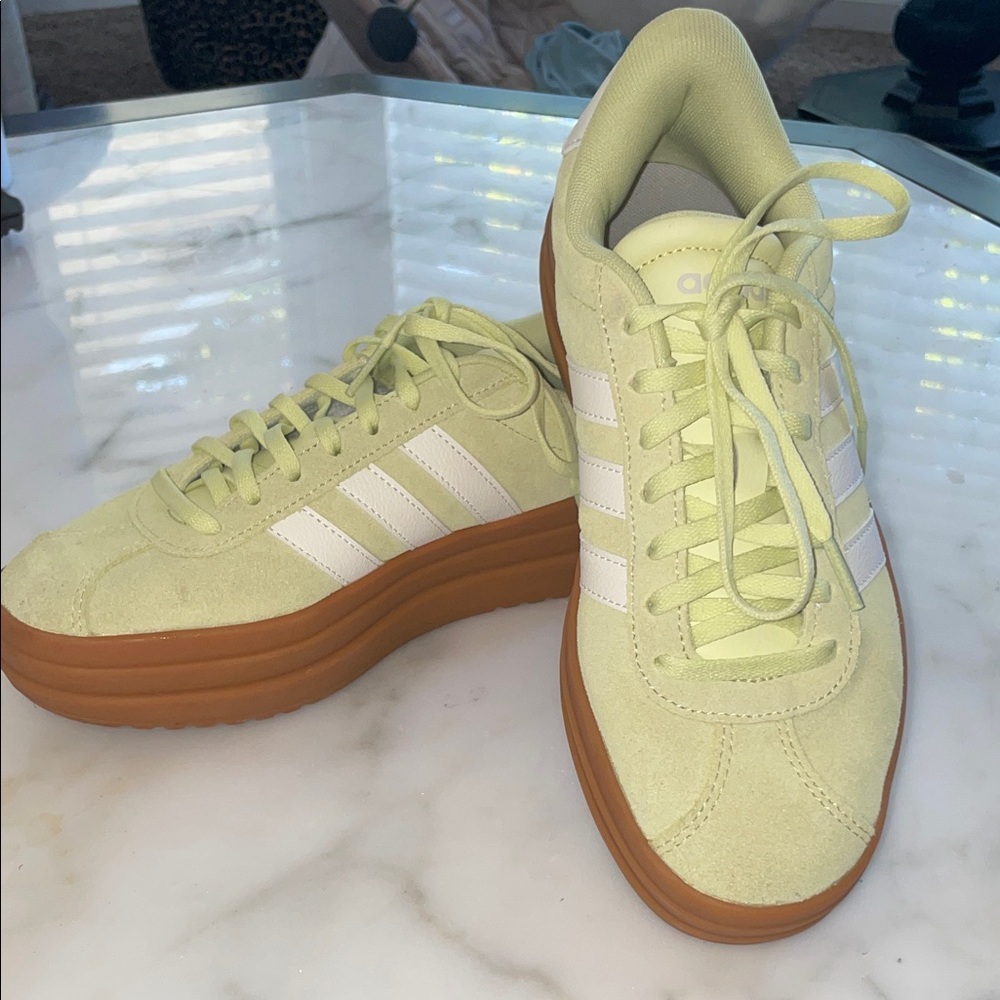 Adidas Court Bold Platform Sneaker - Picture 4 of 6